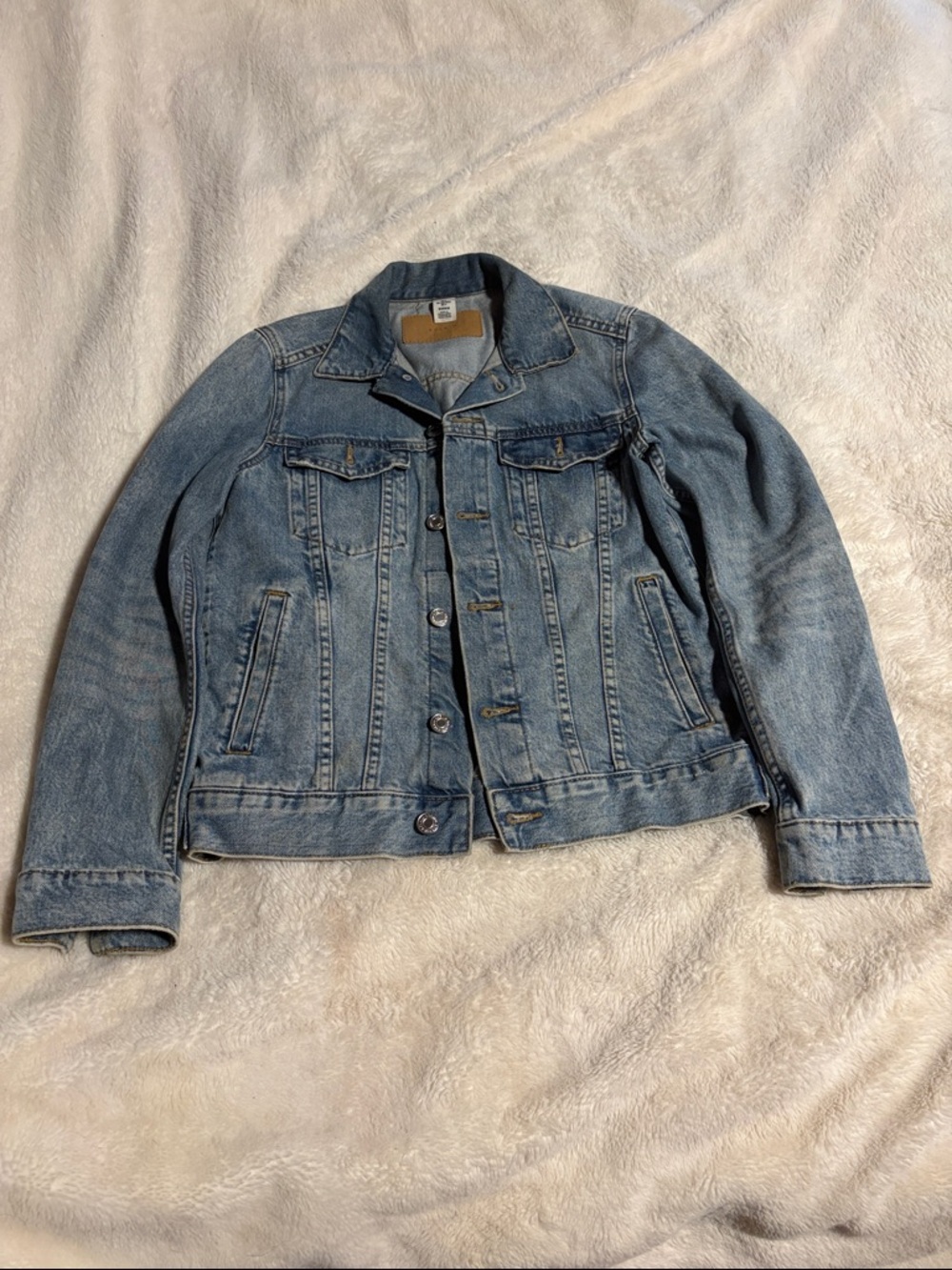 Light Wash Denim Jacket - Casual Classic